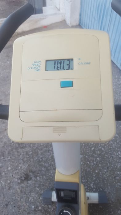 Bicicleta  estática para ginástica