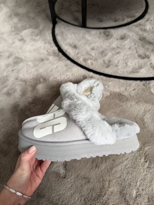 Тапулі ugg. Розмір 37