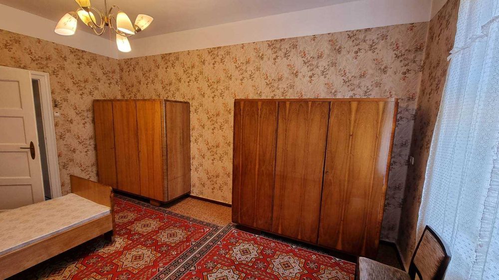 Komplet mebli sypialnianych Art Deco / Vintage (2 szafy, szafki, łóżka, lustro)