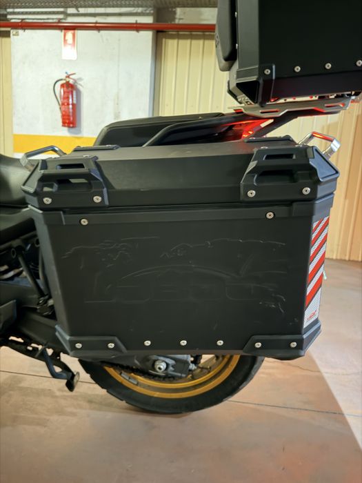 Voge 525 DSX Black Knight