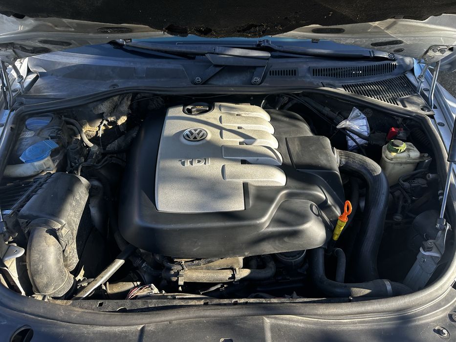 Продам Volkswagen Touareg,гарний стан .Надійний та комфортний повнопривідний автомобіль,  дизель, 2,5.