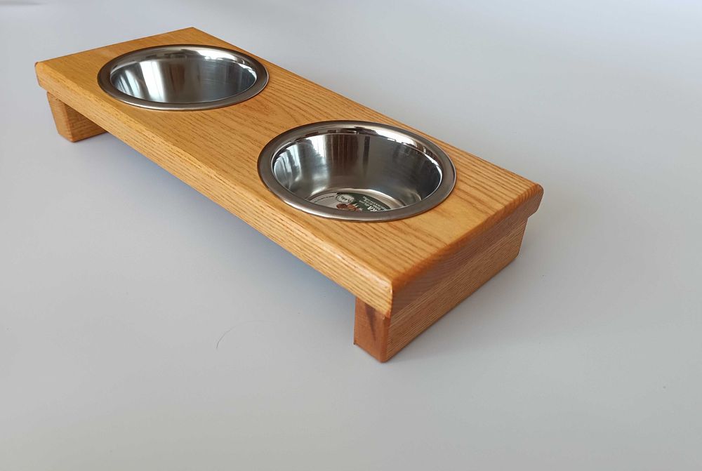 Stojak na miski dla psa lub kota 2 x 0,22 l