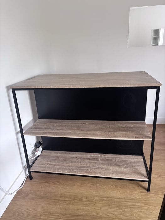 Mesa com 2 cadeiras