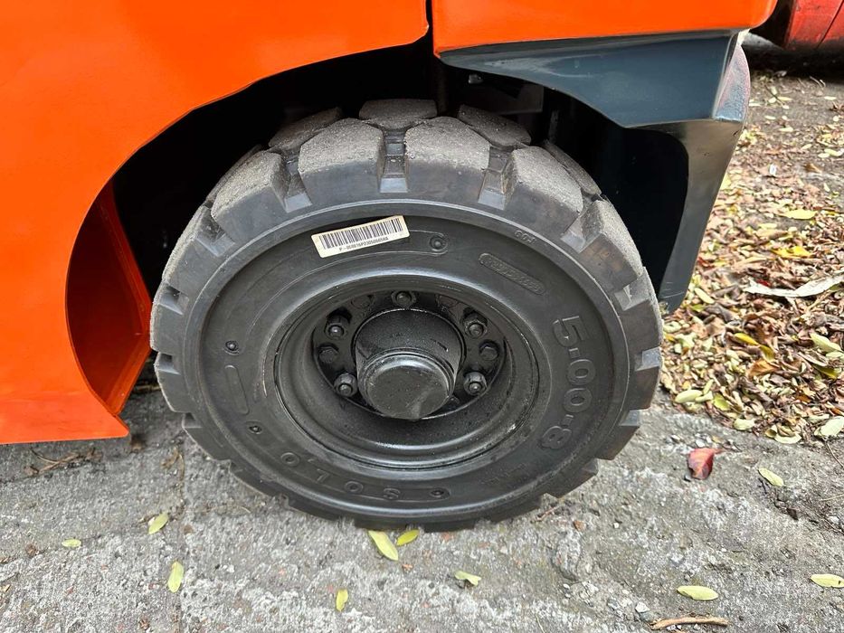 Газовий навантажувач TOYOTA 06-8 FGF 15