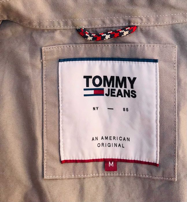 Куртка Tommy Hilfiger Jeans харик овершот ветровка