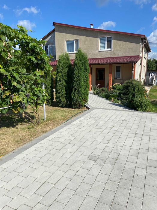 Продаж житлового будинку в смт.Клевань