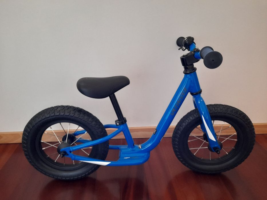 Bicicleta para criança sem pedais Specialized Hot Walk
