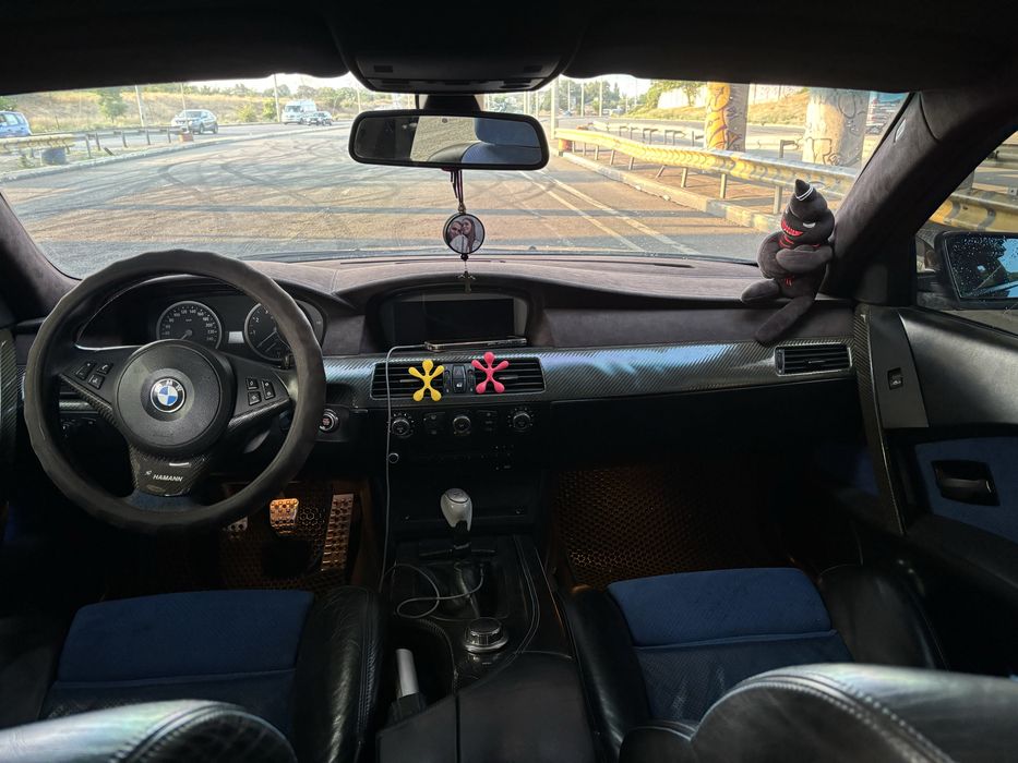 Продам BMW e60, N52B25 , механіка 6