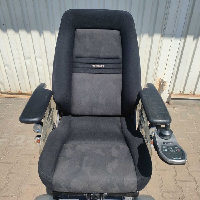 Wózek inwalidzki elektryczny terenowy Ottobock C2000 Recaro + nowe aku