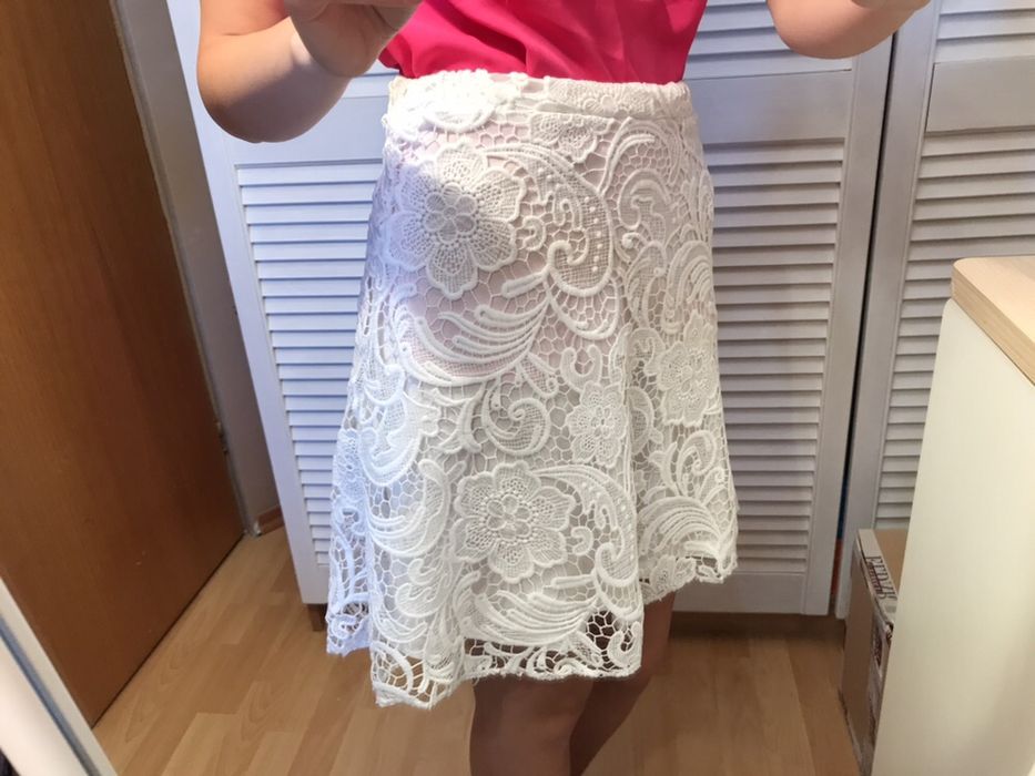 Spódnica biała koronkowa new Yorker amisu xs prosta rozkloszowana