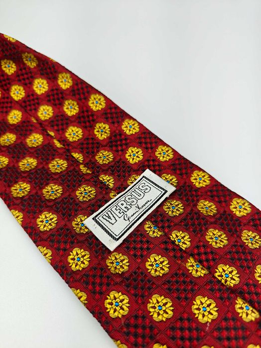 Gianni Versace czerwony jedwabny krawat wrz25