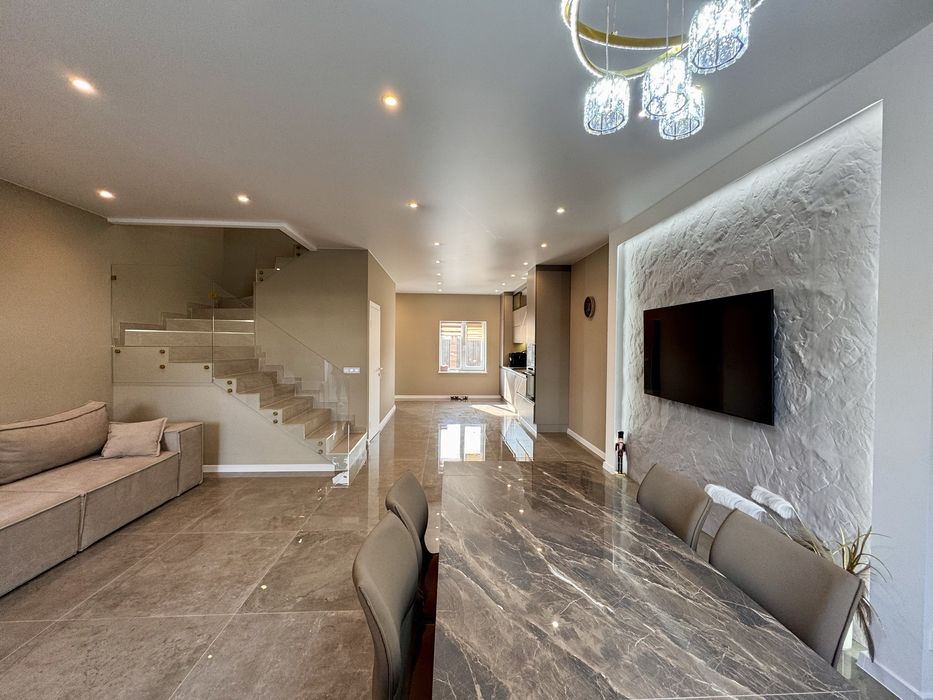 Продажа таунхауса с ремонтом в Крюковщине! КГ Удачный!! Без комиссии!!