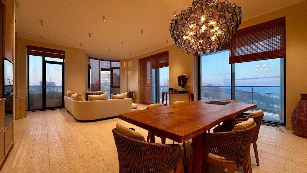 Ексклюзивна квартира з терасою в будинку «Каркашадзе Ювілейний»