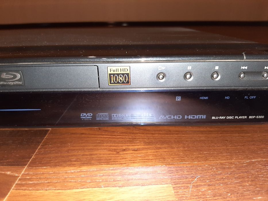 Продам SONY DVD BLU-RAY PLAYER BDP -S300