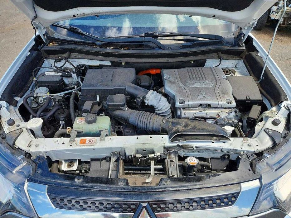 Mitsubishi Outlender Plug-in-Hybrid Sel 2019.