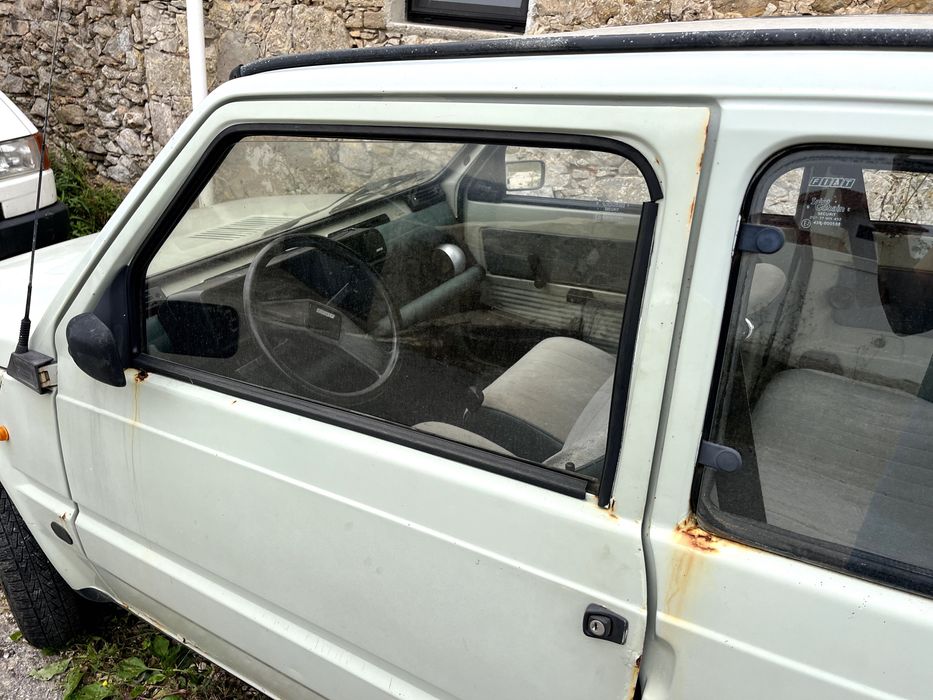 Fiat Panda 750 1986 - não anda, para peças ou restauração