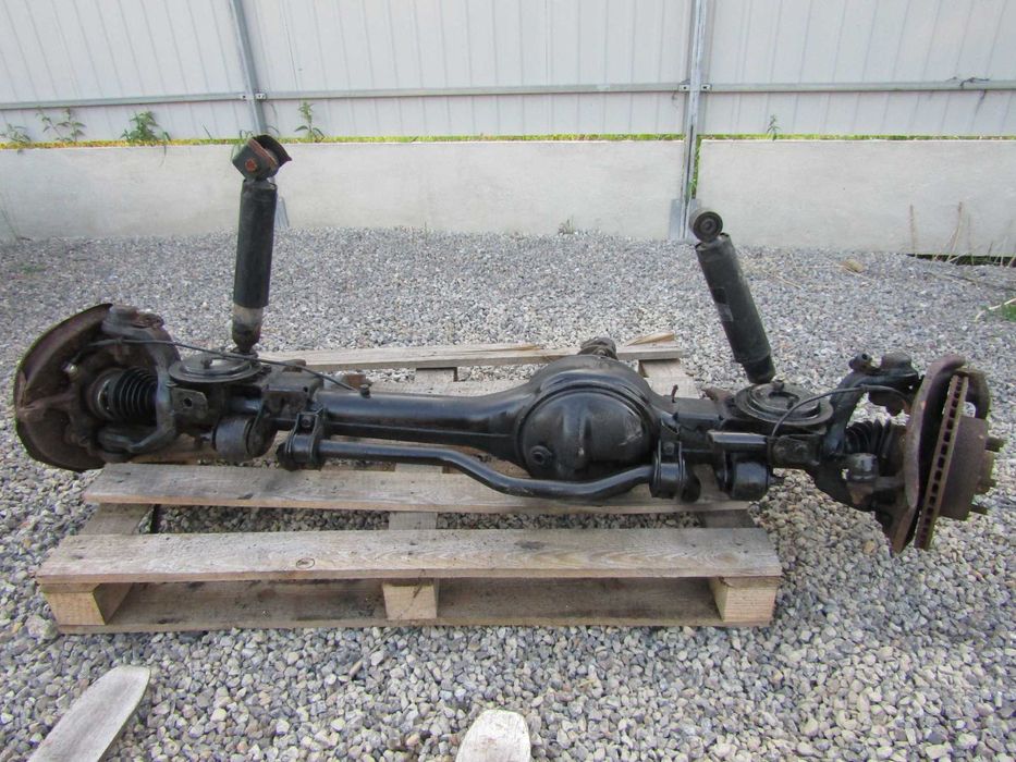 Range Rover P38 2.5 TDS most przód przedni