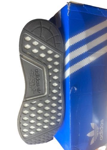 Чоловічі кросівки Adidas NMD_R1