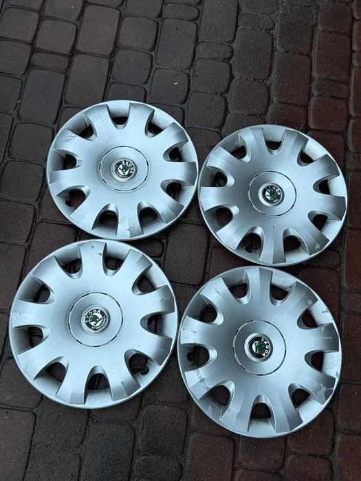 '15 Kołpaki komplet oryginalne SKODA Fabia Octavia Rapid Yeti