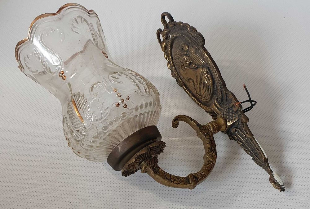 Candeeiro Aplique de parede, latão, 23cm, com figura feminina, anos 50