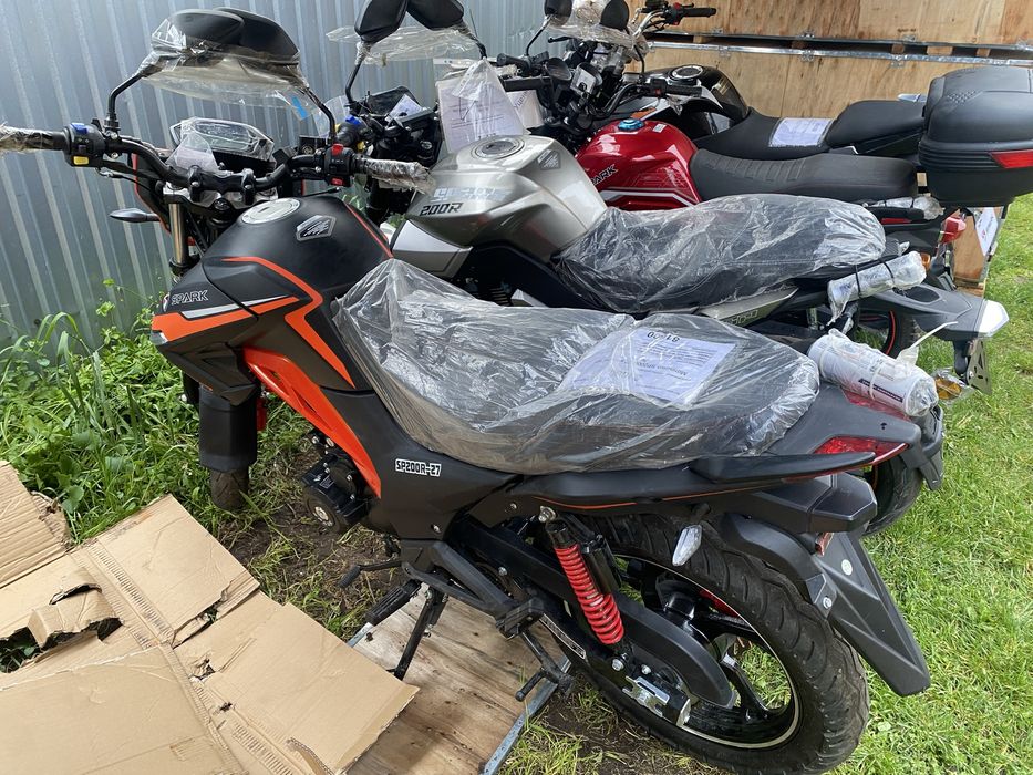Новий Мотоцикл Спарк SP200 R 29 Spark SP200R-29