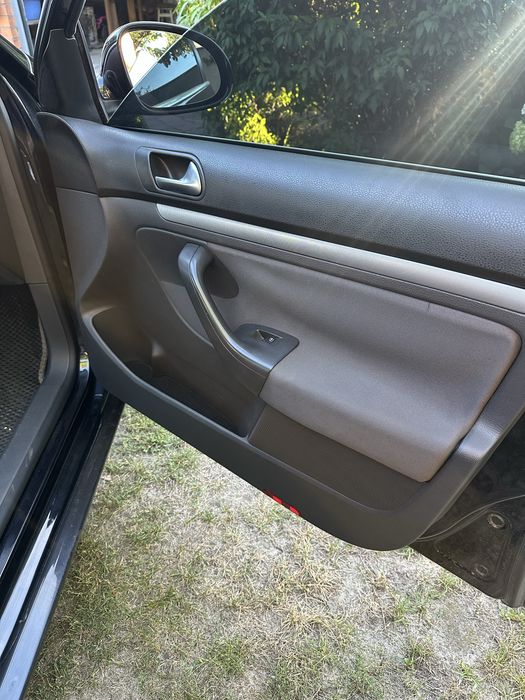 Volkswagen Golf 2009 року