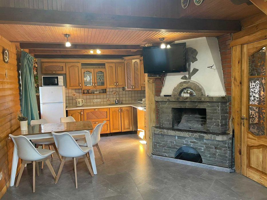 Відпочинок у в Карпатах,  Яремче, КОТЕДЖ