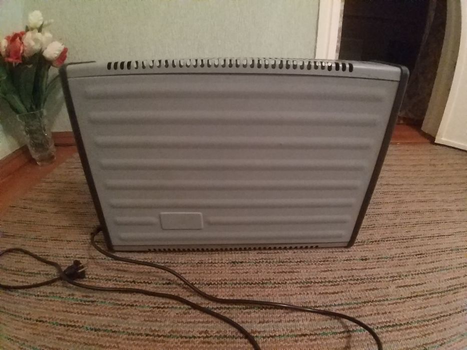 иглы для швейных машин ссср  ключ ножницы двері  лампочки