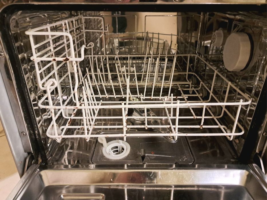 Máquina lavar loiça compacta Becken