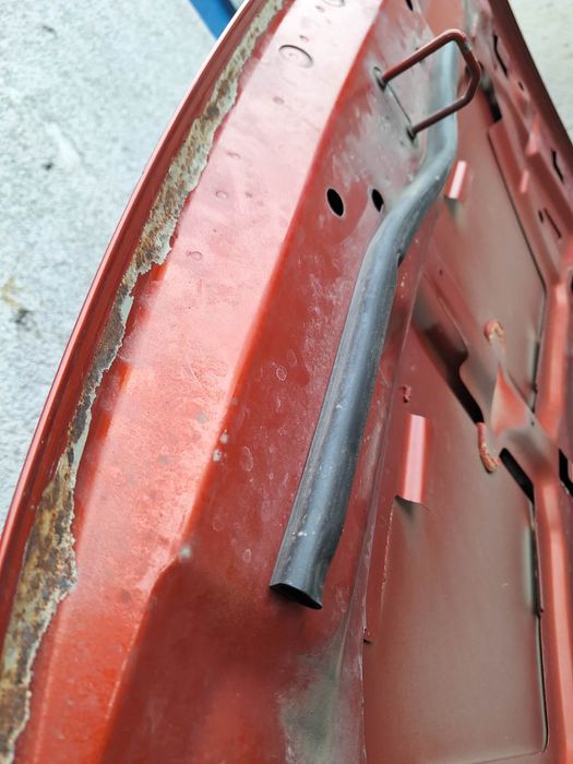 Maska Dodge Caliber przód pokrywa silnika