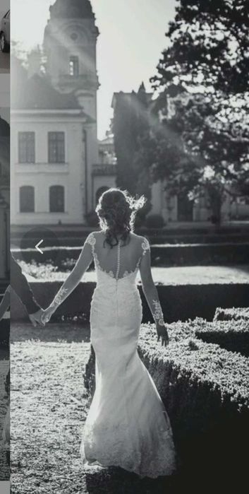 Sukienka ślubna rybka z podpinanym trenem