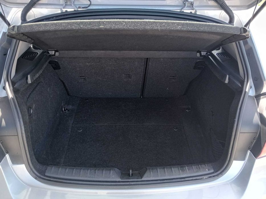 BMW 116 D c/auto ( pequeno sinistro )