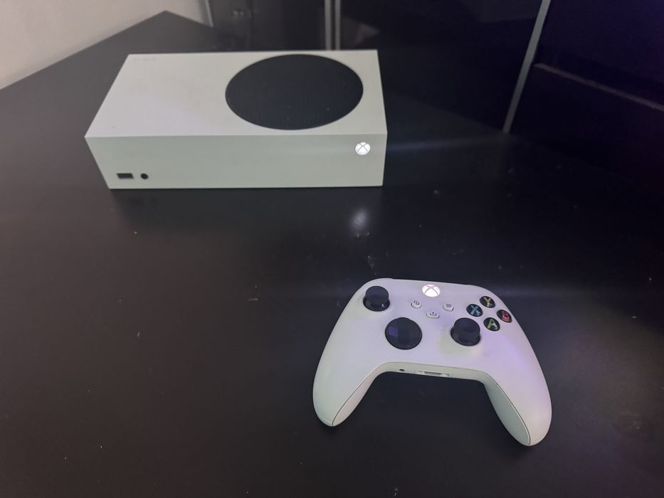 Xbox Series S 512gb wraz z kontrolerem