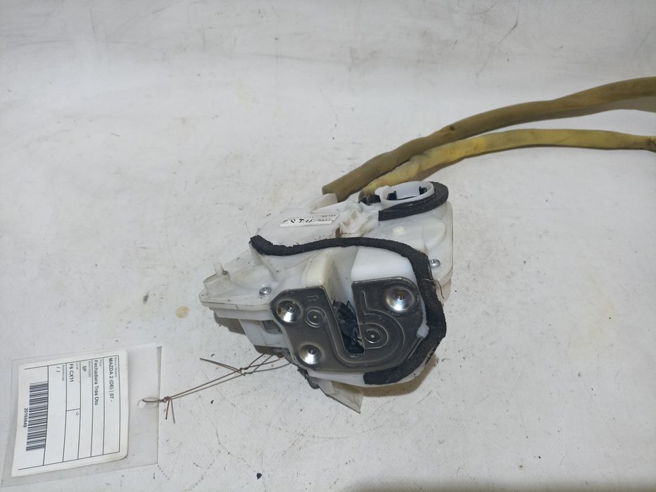 Fechadura / fecho porta trás direito MAZDA 2 (DE)
