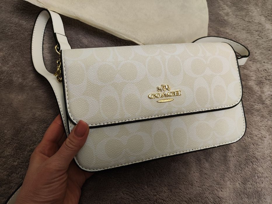 Сумка Coach. Жіноча біла сумка coach.