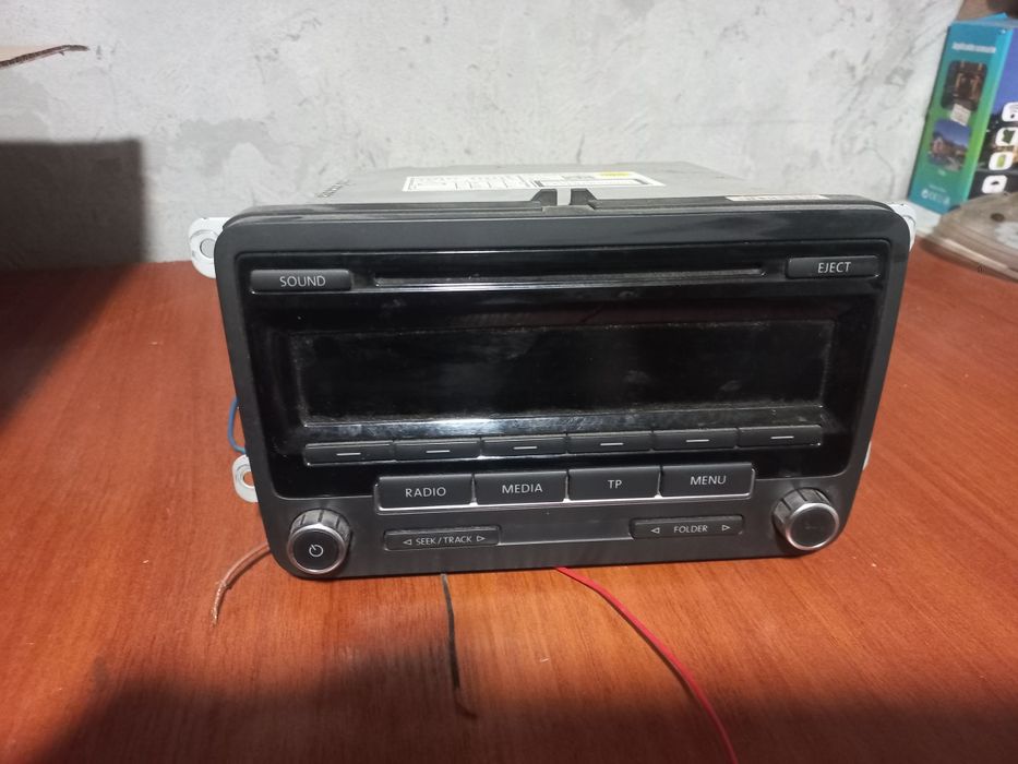 Продам магнітолу фольксваген