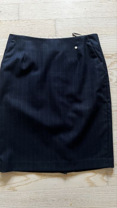 Elegancka spódniczka reserved