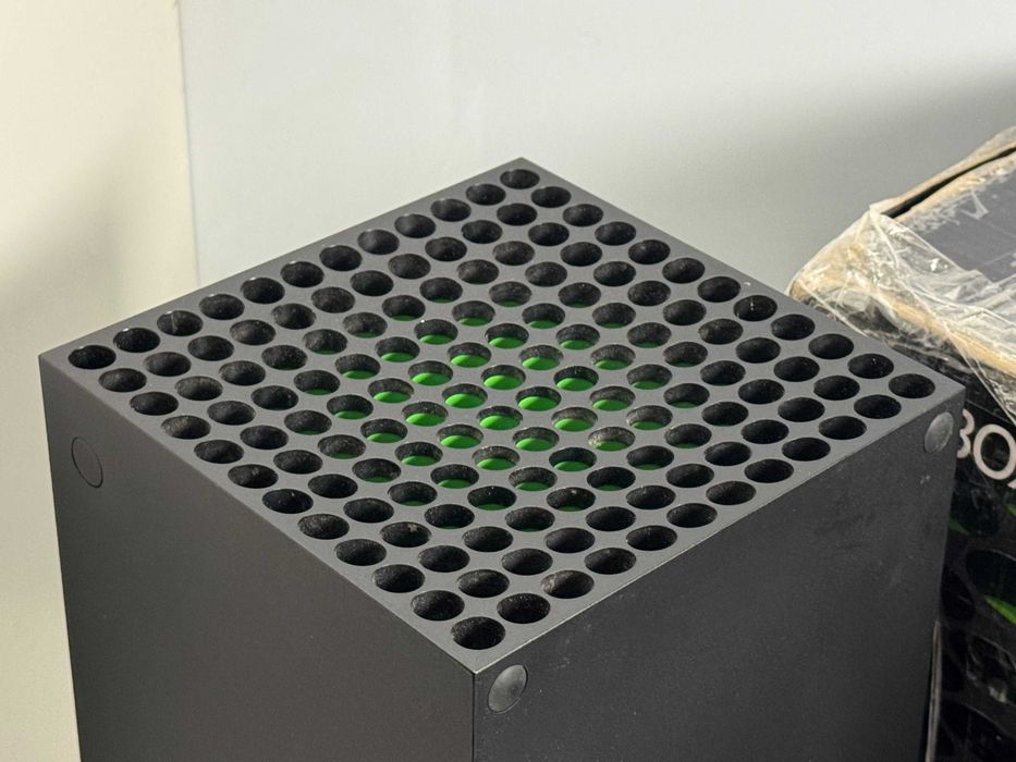 Konsola XBOX Series X 1TB z Padem i Napędem Super Stan Gwarancja