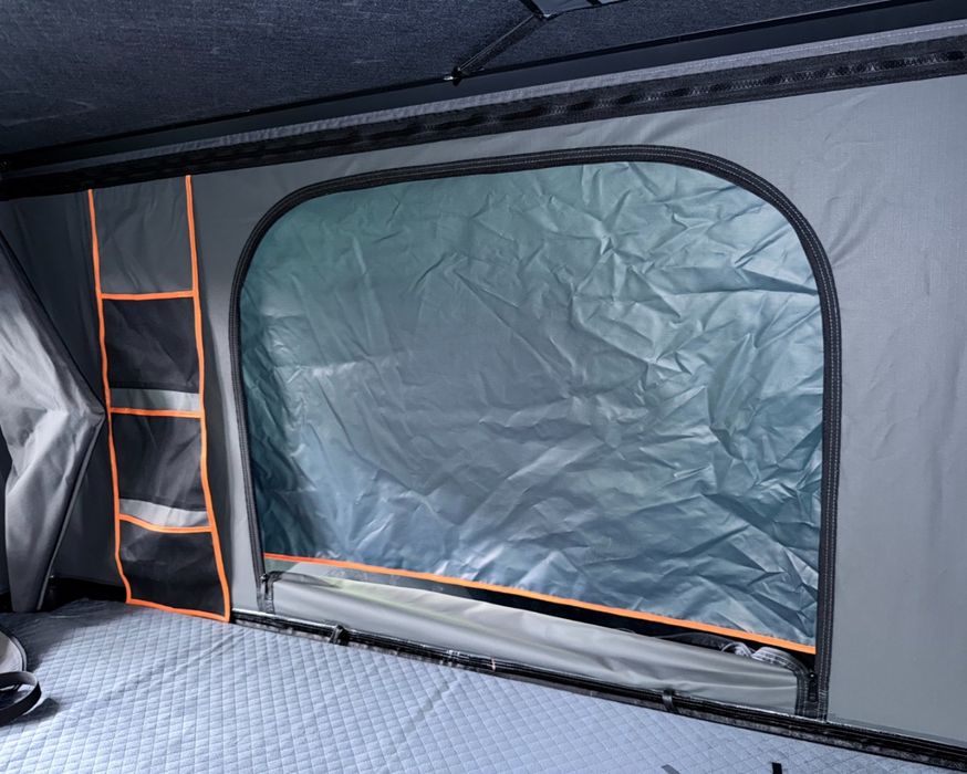 Tenda tejadilho em alumínio