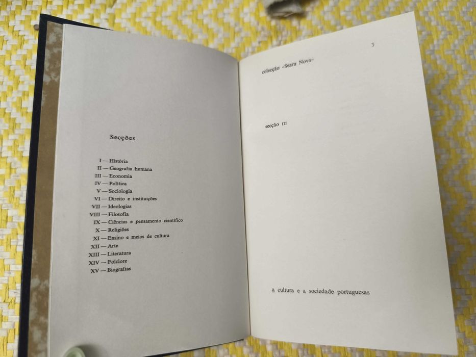 Estudos de economia teórica e aplicada – 
Armando Castro