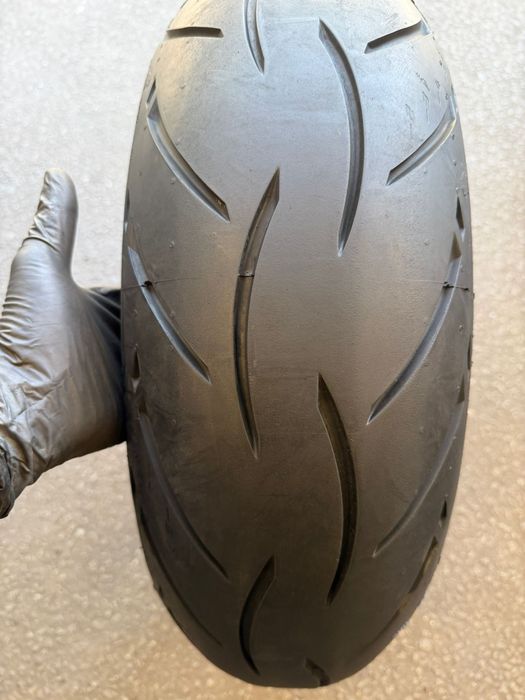 Pneu 180.55.17 Metzeler Sportec M5