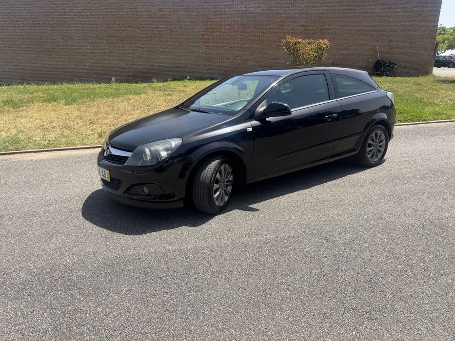 Opel astra  1.3 gtc de 2011. comercial