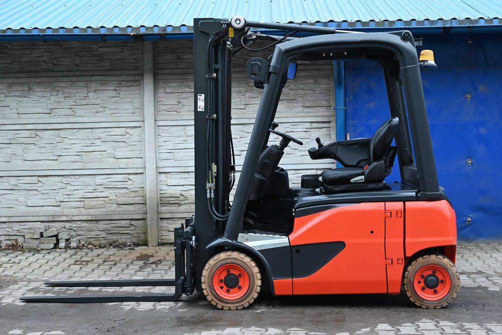 Wózek widłowy Linde E16 P-02 Triplex 462cm 2362mth 2018 rok  FHP 448