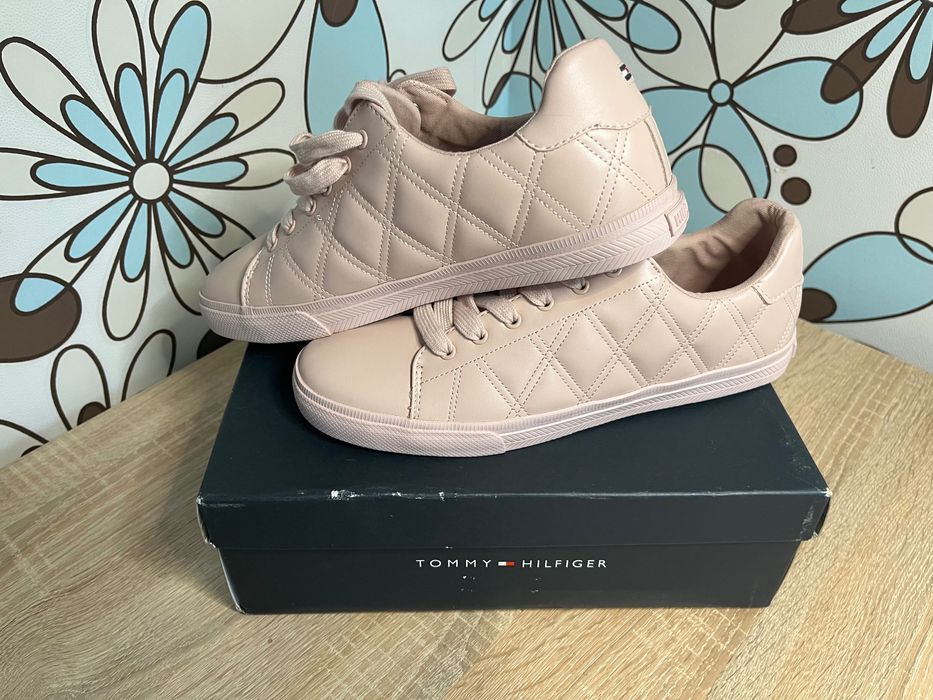 Кросівки жіночі Tommy Hilfiger