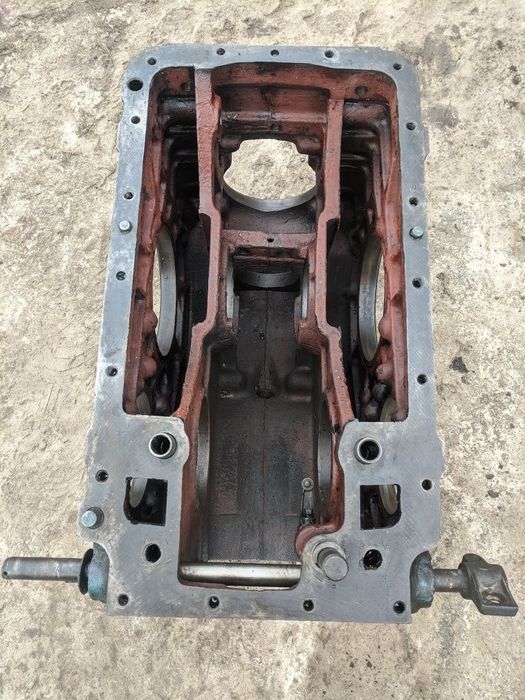 Шестерня велика шестерня мала корпус коленвал кабіна брус тнвд МТЗ 240