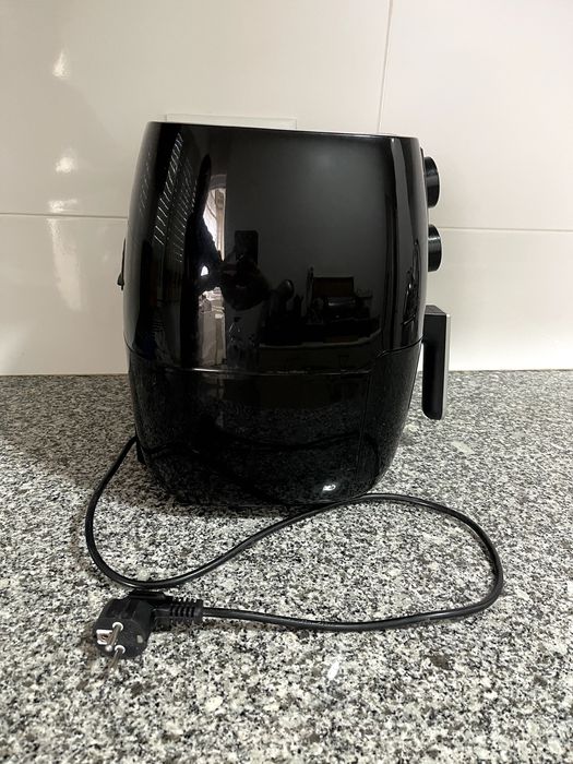 Air Fryer com capacidade de 6 litros