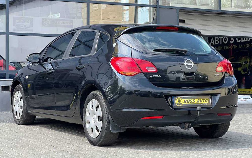 Opel Astra 2012 1.7