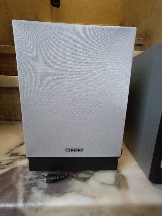 Colunas Sony cinzentas