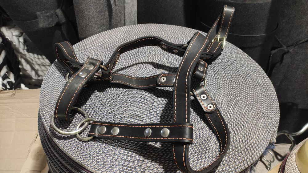 Шкіряна вуздечка на коня кантарка кантар недоуздок капейстра наголовни