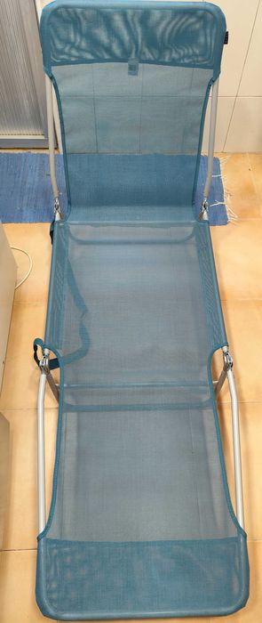 Esperguiçadeiras em bom estado